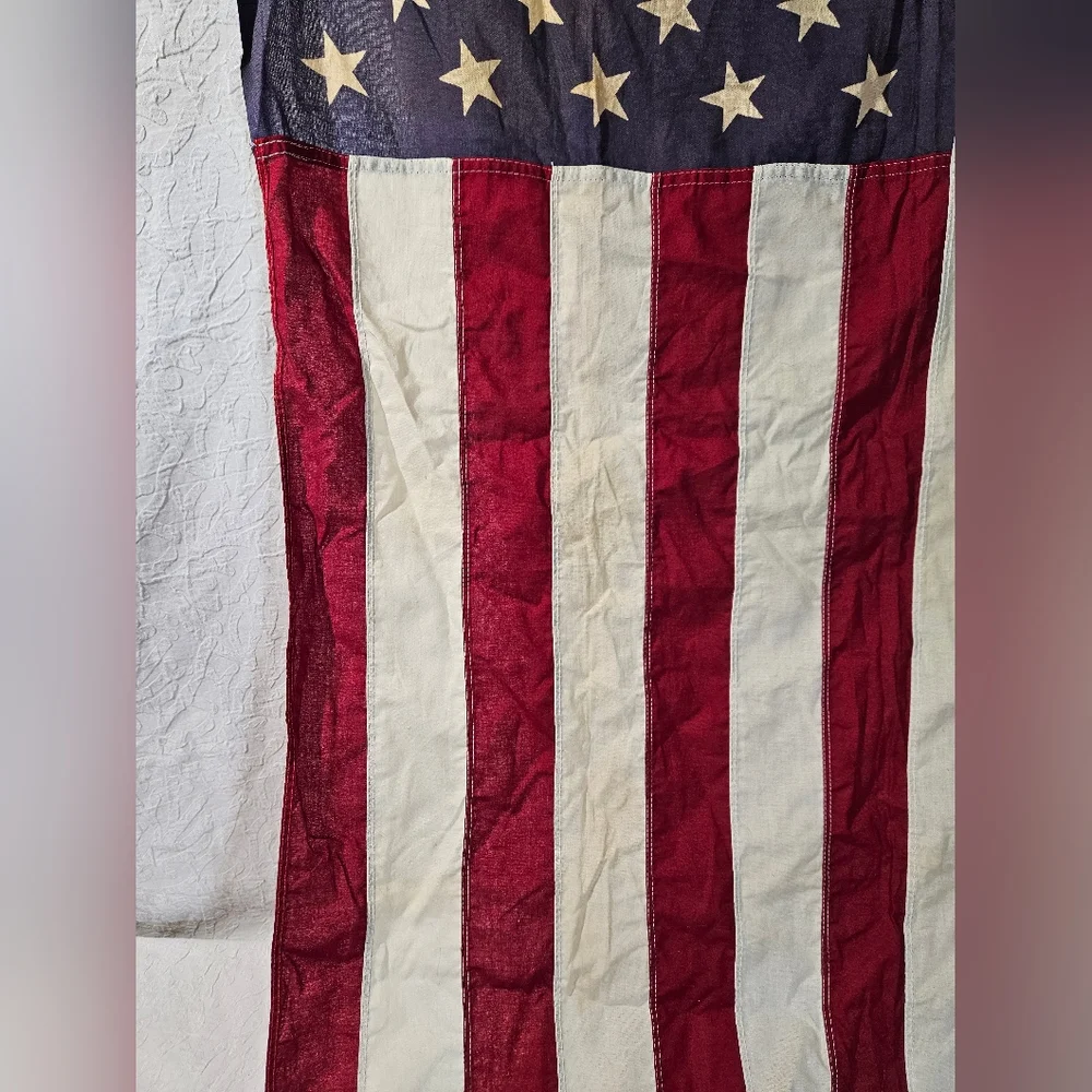 Patriotic American Flag Tapestry - Picture 7 of 12